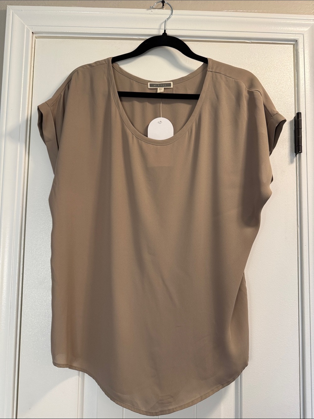 Pleione Taupe Short Sleeve Blouse Womens